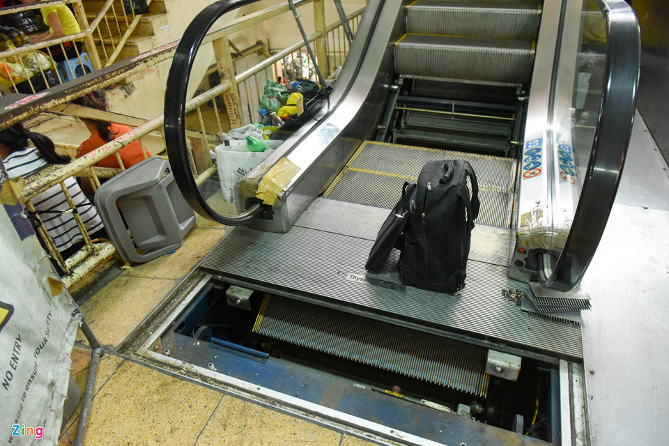 Cảnh nhếch nhác, xuống cấp ở chợ Đồng Xuân